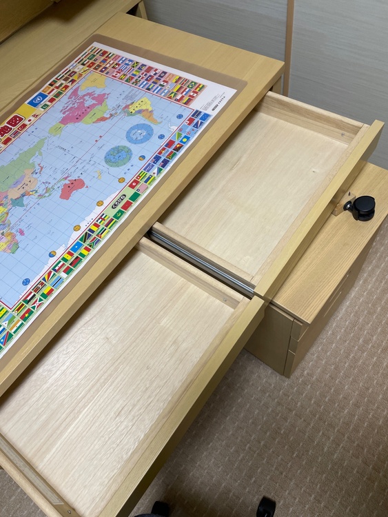 学習机（家具・寝具）の商品画像 - 査定依頼日：2026年4月2日 - 最高査定価格：5,000円