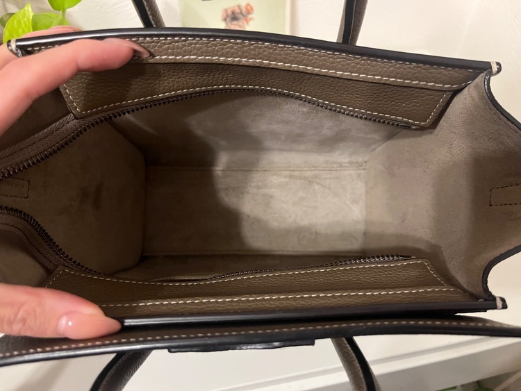 セリーヌ  （ブランドバッグ）の商品画像 - 査定依頼日：2025年12月3日 - 最高査定価格：150,000円