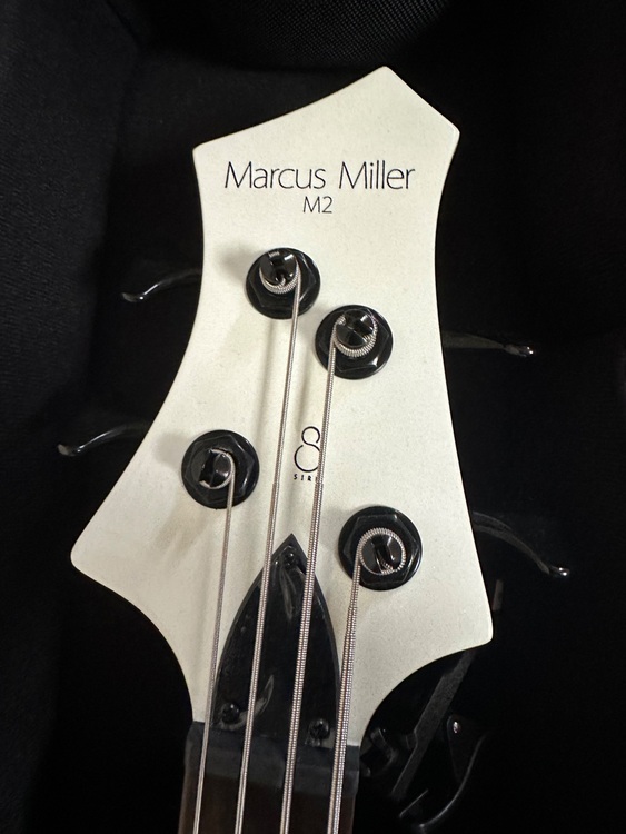 Sire Marcus Miller M2-4 LH WHITE PEARL エ（ピアノ・楽器・PA機材）の商品画像 - 査定依頼日：2025年11月28日 - 最高査定価格：22,000円
