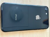 iPhone8 64GB Softbank（スマホ）の商品画像 - 査定依頼日：2023年11月26日 - 最高査定価格：6,000円