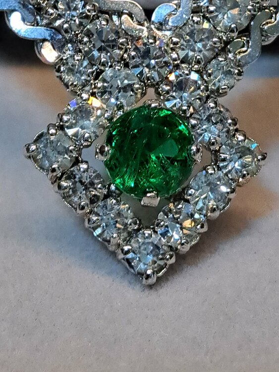 Christian Diorコスチュームジュエリー（金・貴金属）の商品画像 - 査定依頼日：2026年3月24日 - 最高査定価格：100,000円