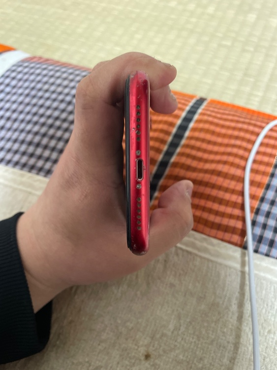 iPhoneXR 64GB SIMフリー（スマホ）の商品画像 - 査定依頼日：2026年2月25日 - 最高査定価格：8,000円