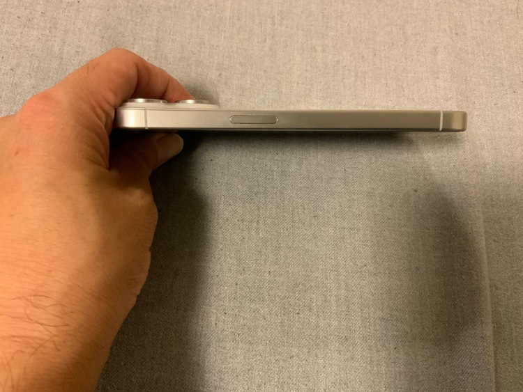 iPhone 15 Pro 256GB SIMフリー（スマホ）の商品画像 - 査定依頼日：2025年10月7日 - 最高査定価格：106,000円