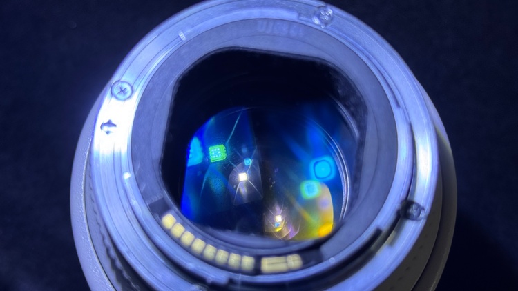 EF70-200mm F2.8L IS II USM（カメラ）の商品画像 - 査定依頼日：2026年9月6日 - 最高査定価格：140,000円