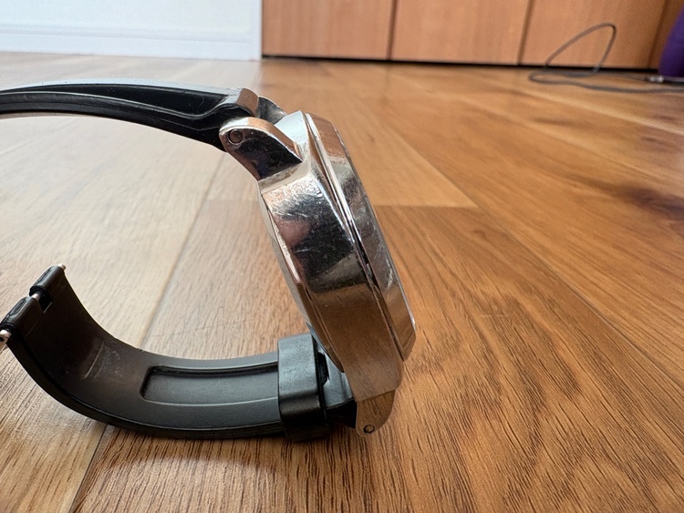 パネライ ルミノールマリーナ オートマティック（高級時計）の商品画像 - 査定依頼日：2026年2月2日 - 最高査定価格：480,000円