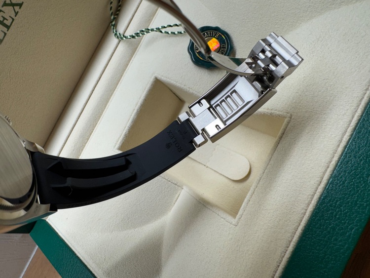 126519LN（高級時計）の商品画像 - 査定依頼日：2025年6月24日 - 最高査定価格：5,850,000円