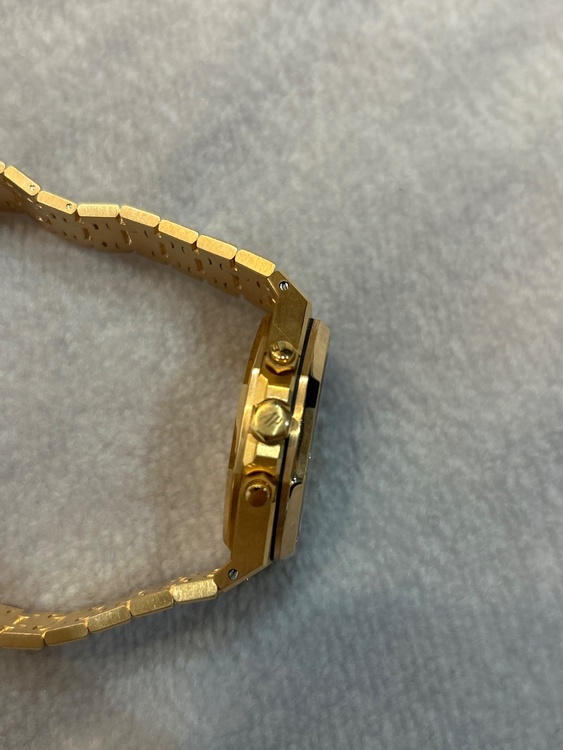 ローズ金無垢（高級時計）の商品画像 - 査定依頼日：2026年4月14日 - 最高査定価格：12,000,000円