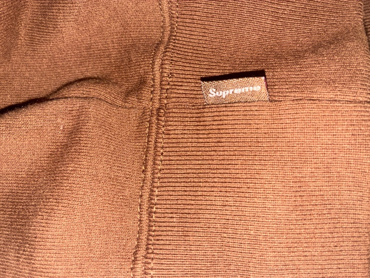 satin applique hooded sweatshirt（古着・ファッション）の商品画像 - 査定依頼日：2026年9月6日 - 最高査定価格：10,000円
