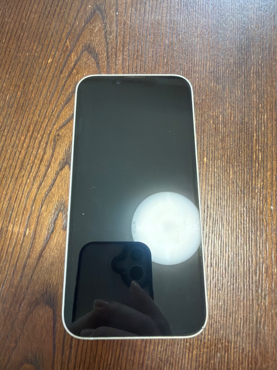 iPhone iPhone 14 128GB SIMフリー（スマホ）の商品画像 - 査定依頼日：2026年8月1日 - 最高査定価格：43,000円