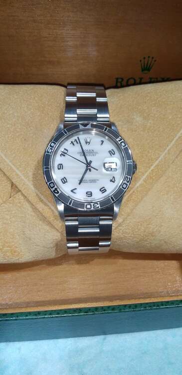 ロレックス デイトジャスト 16264（高級時計）の商品画像 - 査定依頼日：2025年2月20日 - 最高査定価格：1,100,000円