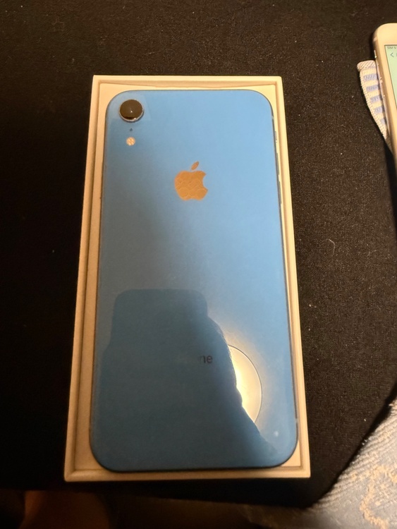 iPhoneXR（スマホ）の商品画像 - 査定依頼日：2026年3月26日 - 最高査定価格：12,000円