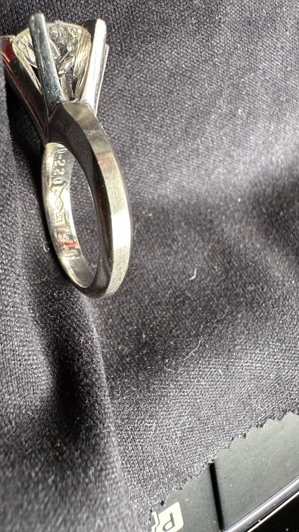 一文字ダイヤ（宝石）の商品画像 - 査定依頼日：2026年3月13日 - 最高査定価格：300,000円