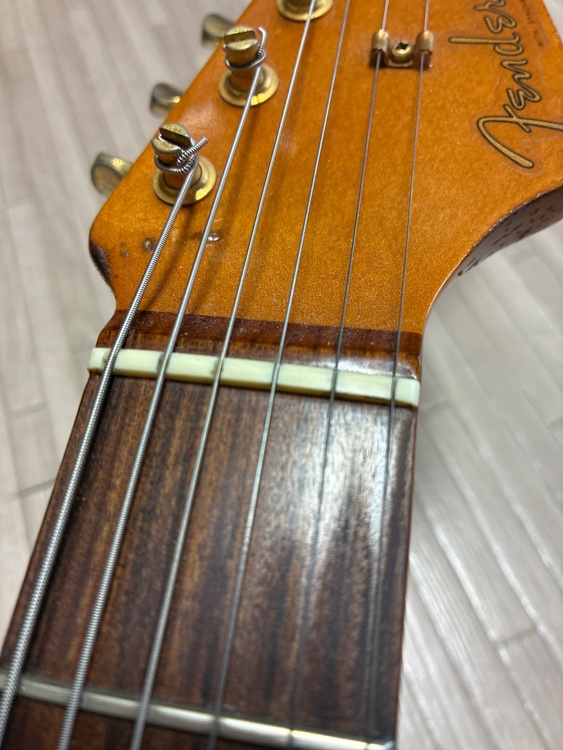 SN8955094 スティービーレイヴォーン（ピアノ・楽器・PA機材）の商品画像 - 査定依頼日：2026年4月28日 - 最高査定価格：130,000円