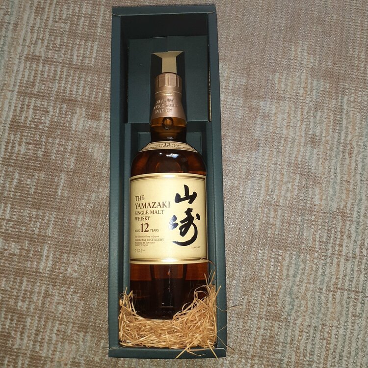 ウイスキー サントリー山崎 （お酒）の商品画像 - 査定依頼日：2026年4月8日 - 最高査定価格：17,000円