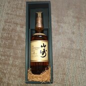 ウイスキー サントリー山崎 （お酒）の商品画像 - 査定依頼日：2026年4月8日 - 最高査定価格：17,000円