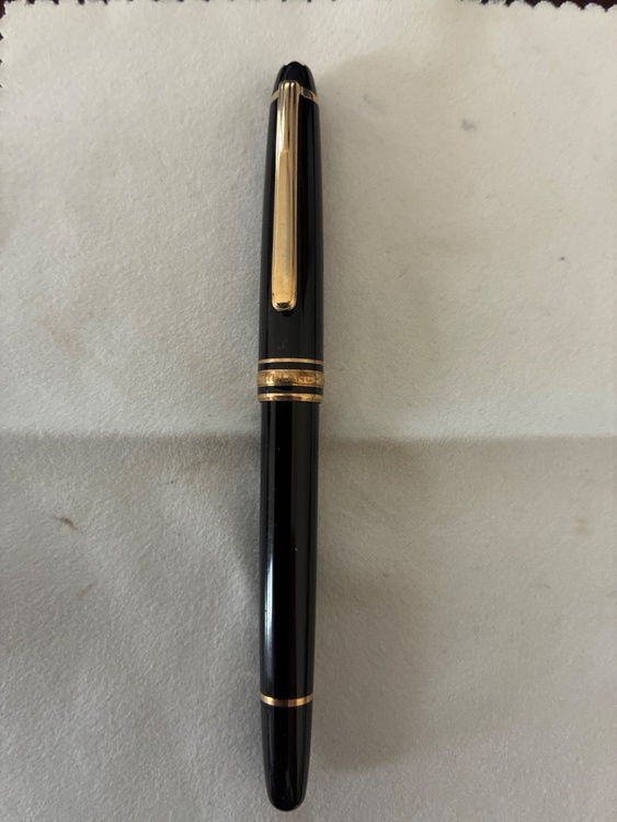 モンブラン（MONTBLANC）マイスターシュテュック（Meisterstück) #144（クラシック / Classique）（ブランド財布・小物）の商品画像 - 査定依頼日：2026年10月20日 - 最高査定価格：100,000円