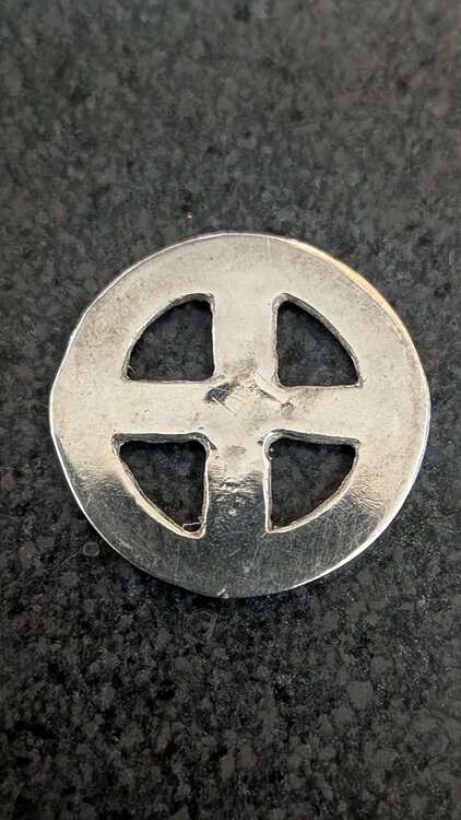 SVメディスンホイール（金・貴金属）の商品画像 - 査定依頼日：2026年1月13日 - 最高査定価格：100,000円