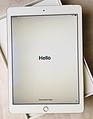 Apple　iPadAir2　MH1C2J/A