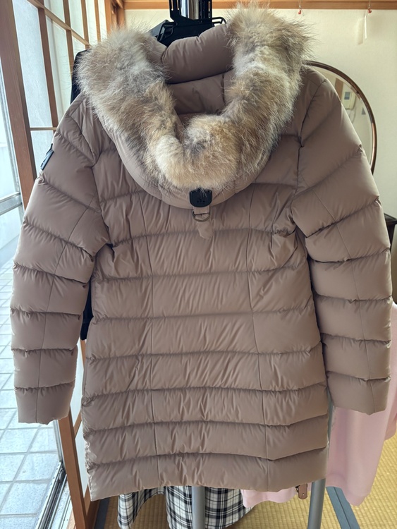 【MACKAGE】マッカージュ "CALLA" 最強ストレッチダウン キャメル　（古着・ファッション）の商品画像 - 査定依頼日：2025年12月22日 - 最高査定価格：45,000円