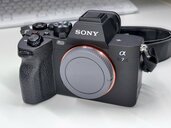 SONY  α７Ⅳ （カメラ）の商品画像 - 査定依頼日：2026年3月3日 - 最高査定価格：150,000円