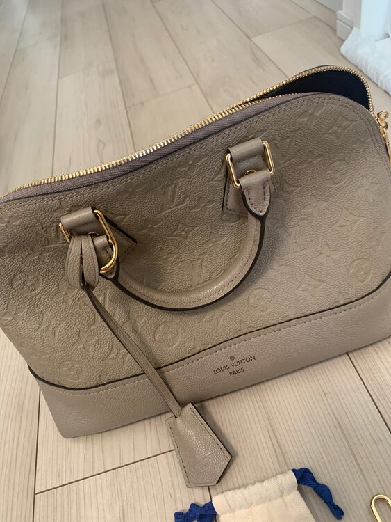 ネオアルマPM（ブランドバッグ）の商品画像 - 査定依頼日：2024年12月18日 - 最高査定価格：150,000円