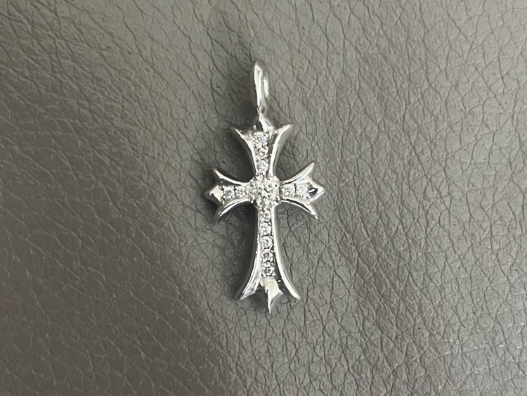 クロムハーツ Chrome Hearts 18KWG TNY CRSF P/DM（金・貴金属）の商品画像 - 査定依頼日：2025年10月17日 - 最高査定価格：1,200,000円