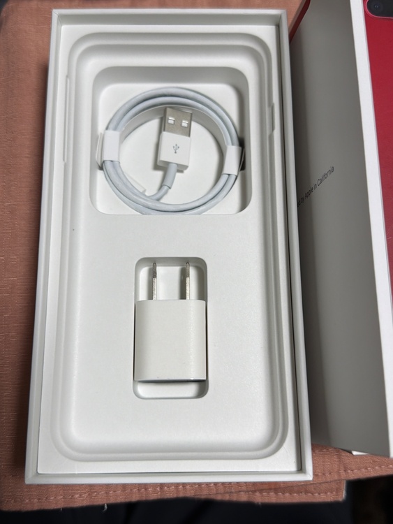 iPhone8 Plus 256GB SIMフリー（スマホ）の商品画像 - 査定依頼日：2026年3月16日 - 最高査定価格：9,000円