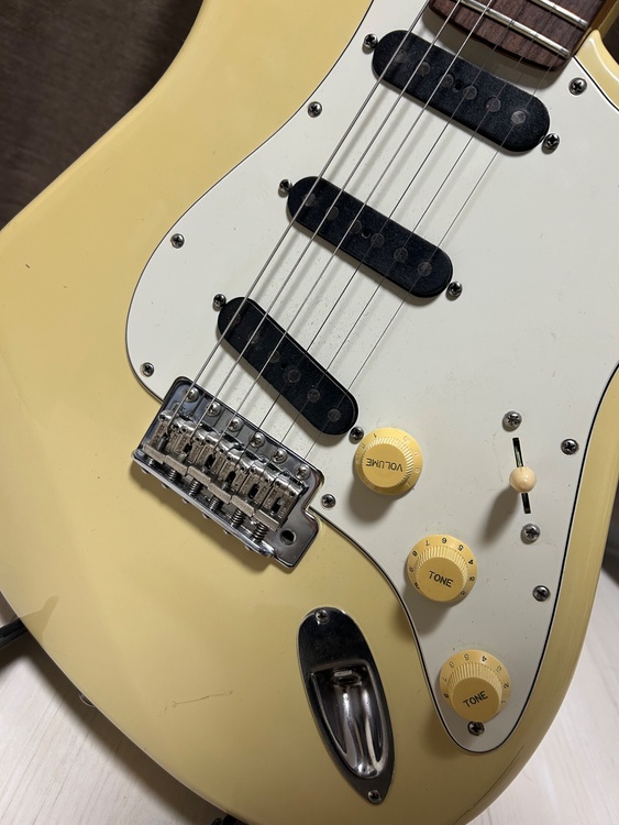 bill lawrence bc r2（ピアノ・楽器・PA機材）の商品画像 - 査定依頼日：2026年1月8日 - 最高査定価格：40,000円