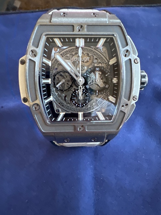 ウブロ ビックバン spiritofbigban（高級時計）の商品画像 - 査定依頼日：2025年7月8日 - 最高査定価格：1,300,000円