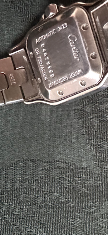 カルティエ タンク automtic2423 E487990（高級時計）の商品画像 - 査定依頼日：2025年7月24日 - 最高査定価格：570,000円