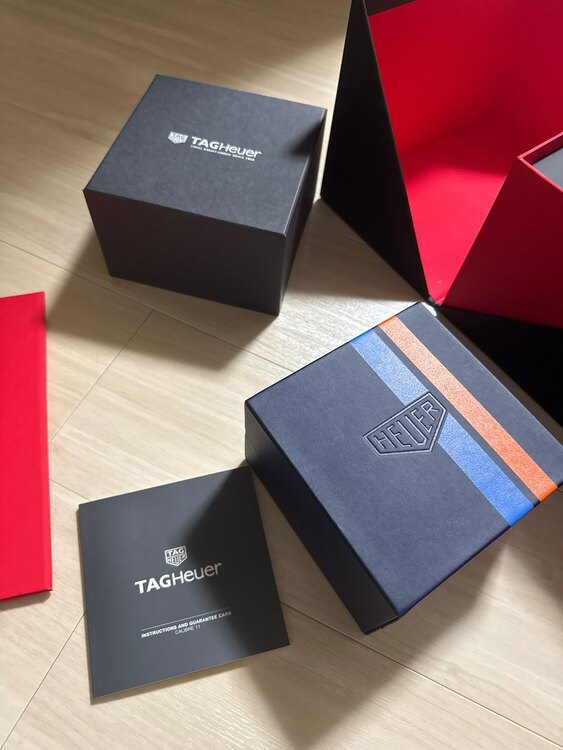 タグホイヤー モナコ （高級時計）の商品画像 - 査定依頼日：2025年4月29日 - 最高査定価格：700,000円