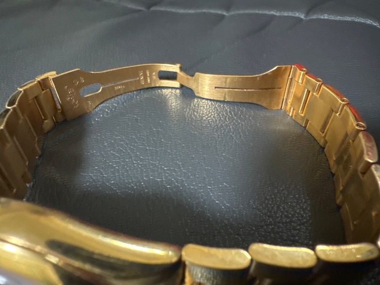 ロレックス デイデイト （高級時計）の商品画像 - 査定依頼日：2025年8月27日 - 最高査定価格：4,000,000円