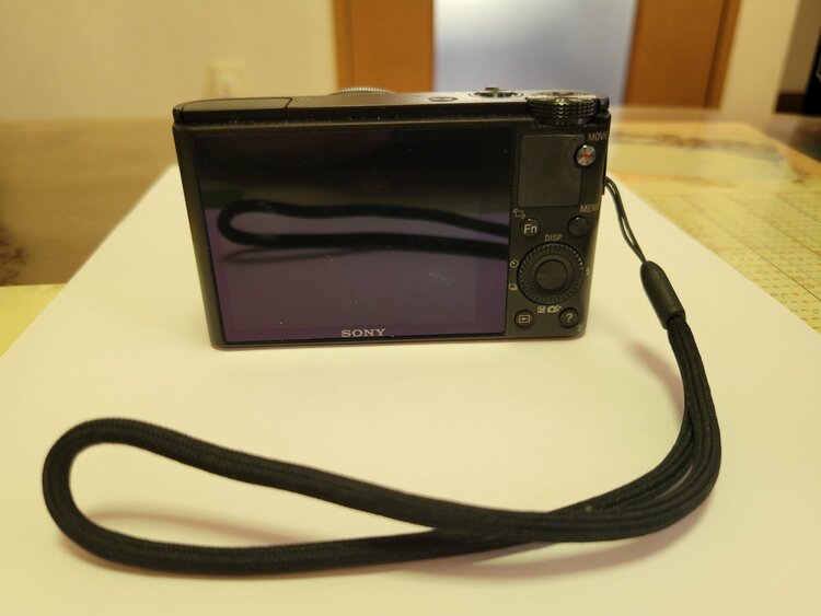 RX100（カメラ）の商品画像 - 査定依頼日：2026年1月12日 - 最高査定価格：75,000円