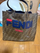 フェンディ×フィラ ズッカ柄 トートバッグ」（または FENDI MANIA ショッパートートバッグ、型番：8BH357（ブランドバッグ）の商品画像 - 査定依頼日：2026年9月6日 - 最高査定価格：50,000円