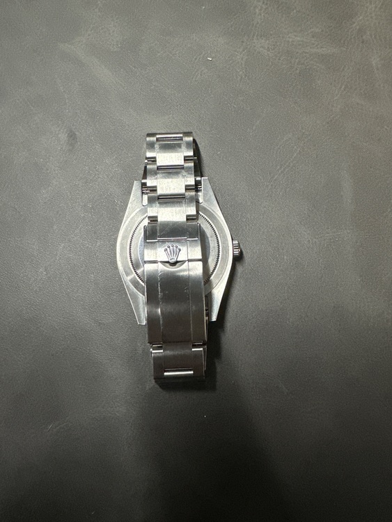 ロレックス エクスプローラー 21427（高級時計）の商品画像 - 査定依頼日：2025年9月1日 - 最高査定価格：1,080,000円