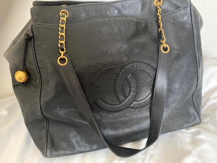 チェーンショルダー（ブランドバッグ）の商品画像 - 査定依頼日：2025年7月20日 - 最高査定価格：180,000円