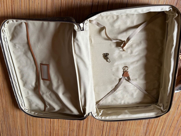 ルイヴィトン モノグラム （ブランドバッグ）の商品画像 - 査定依頼日：2026年3月22日 - 最高査定価格：30,000円