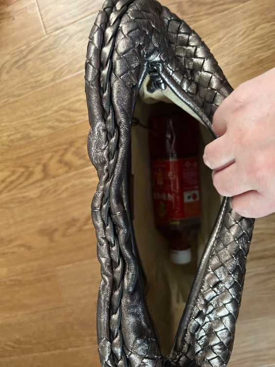 イントレチャート（ブランドバッグ）の商品画像 - 査定依頼日：2025年10月2日 - 最高査定価格：90,000円