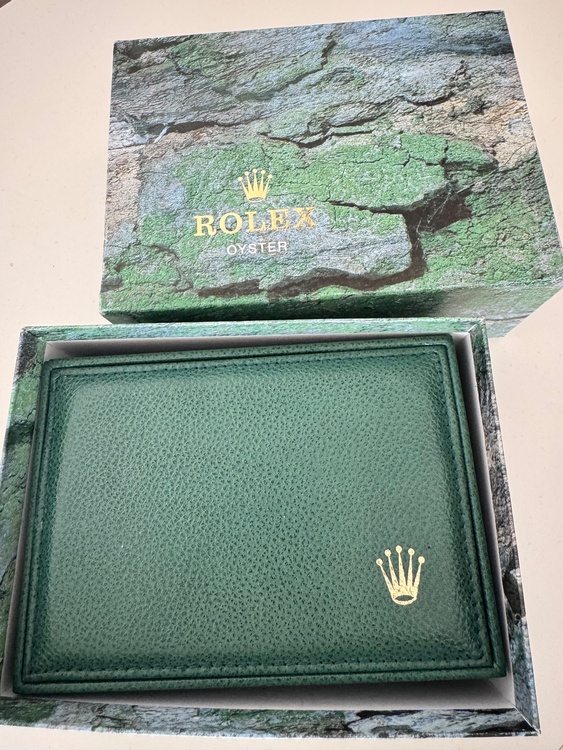 ロレックスデイトジャスト オイスターパーペチュアル（高級時計）の商品画像 - 査定依頼日：2025年12月7日 - 最高査定価格：935,000円