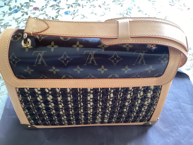 TWEEDY ZIP（ブランドバッグ）の商品画像 - 査定依頼日：2026年2月6日 - 最高査定価格：250,000円