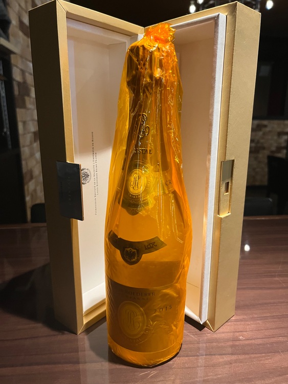 シャンパン ルイ・ロデレール （お酒）の商品画像 - 査定依頼日：2025年8月8日 - 最高査定価格：34,500円