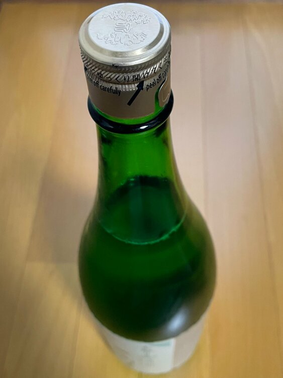 中取り無濾過　1800㎖（お酒）の商品画像 - 査定依頼日：2026年3月31日 - 最高査定価格：34,000円