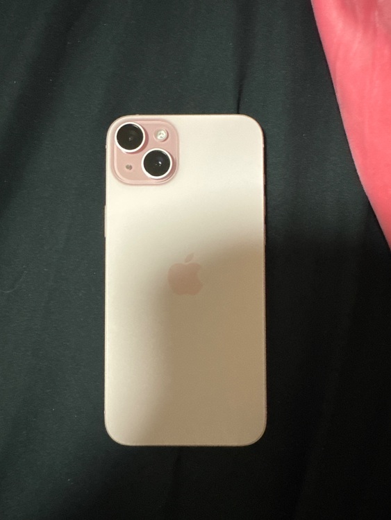 iPhone 15 Plus 128GB Softbank（スマホ）の商品画像 - 査定依頼日：2025年9月30日 - 最高査定価格：66,000円