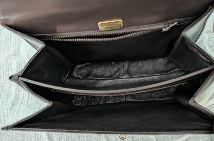 バリーハンドバック　ツーウェイ（ブランドバッグ）の商品画像 - 査定依頼日：2025年6月17日 - 最高査定価格：4,000円