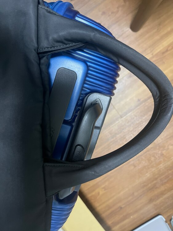 プラダ  （ブランドバッグ）の商品画像 - 査定依頼日：2025年5月29日 - 最高査定価格：30,000円