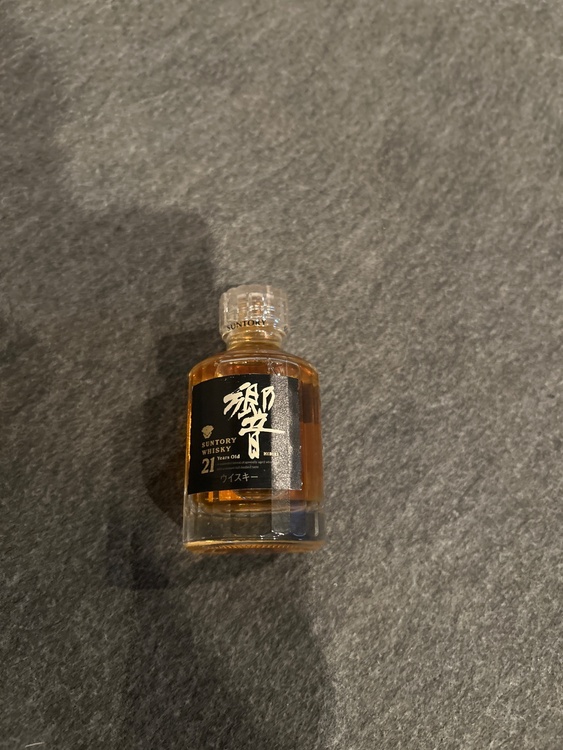 ウイスキー サントリー響（お酒）の商品画像 - 査定依頼日：2026年7月7日 - 最高査定価格：78,800円