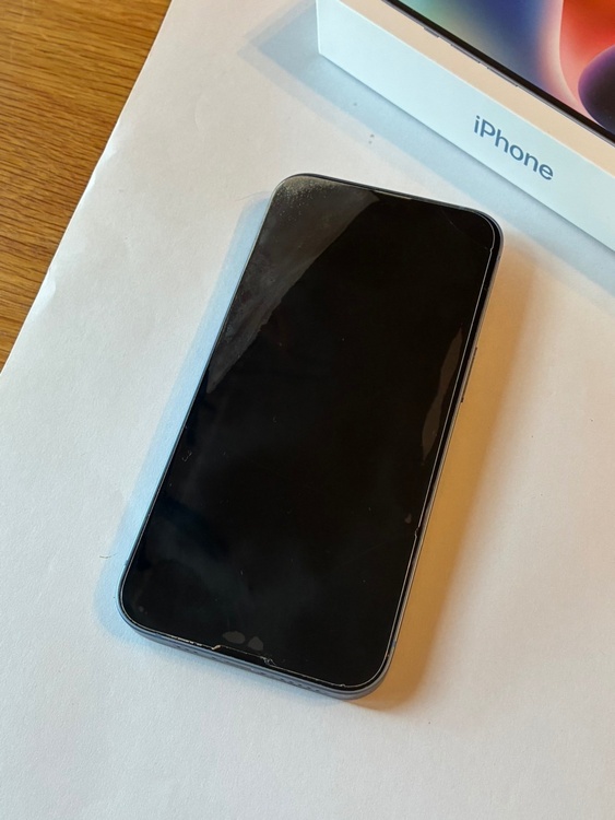 iPhone iPhone 14 128GB SIMフリー（スマホ）の商品画像 - 査定依頼日：2026年6月28日 - 最高査定価格：43,000円