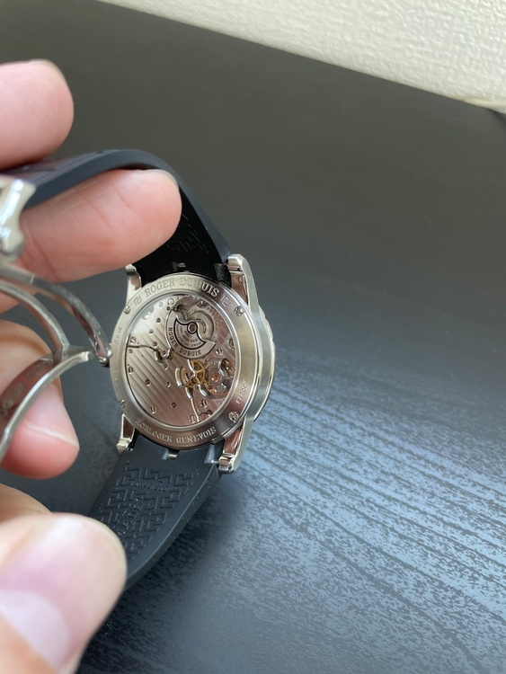 ロジェ・デュブイ エクスカリバー ＤＢＥＸ035（高級時計）の商品画像 - 査定依頼日：2026年3月21日 - 最高査定価格：1,030,000円