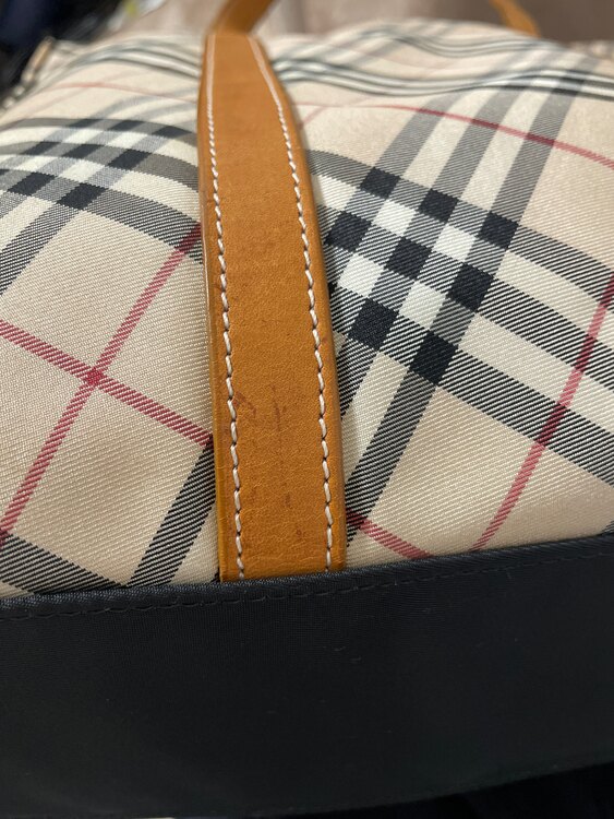 その他 バーバリー （ブランドバッグ）の商品画像 - 査定依頼日：2025年4月23日 - 最高査定価格：1,000円