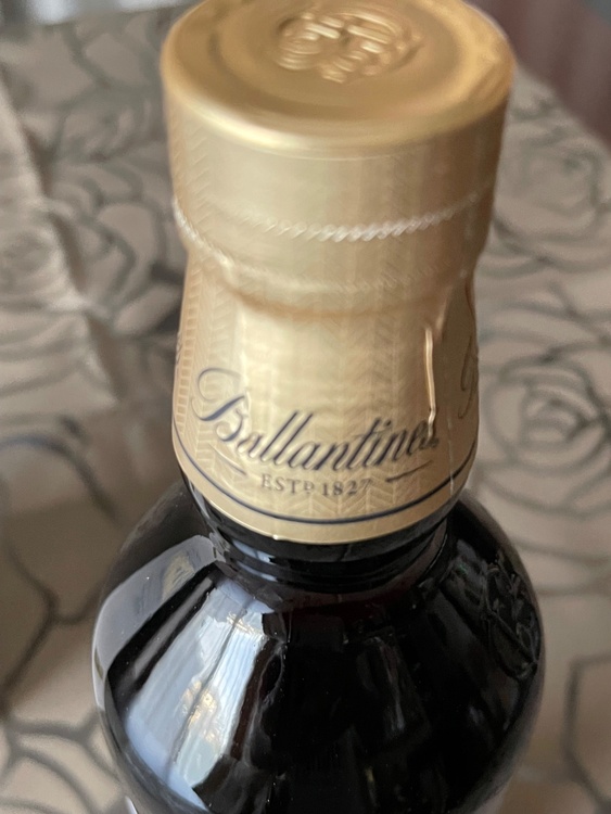 ウイスキー バランタイン（お酒）の商品画像 - 査定依頼日：2026年6月13日 - 最高査定価格：6,500円